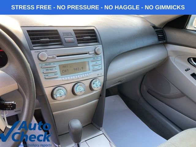 Used 2008 Toyota Camry LE image 19