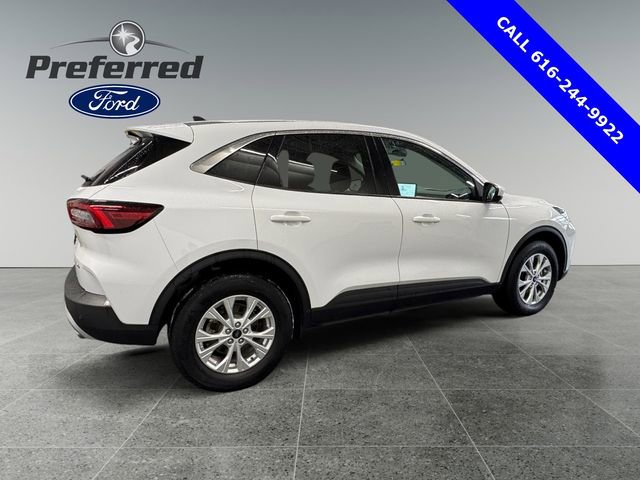 Used 2023 Ford Escape Active w/ Tech Pack #2 image 17