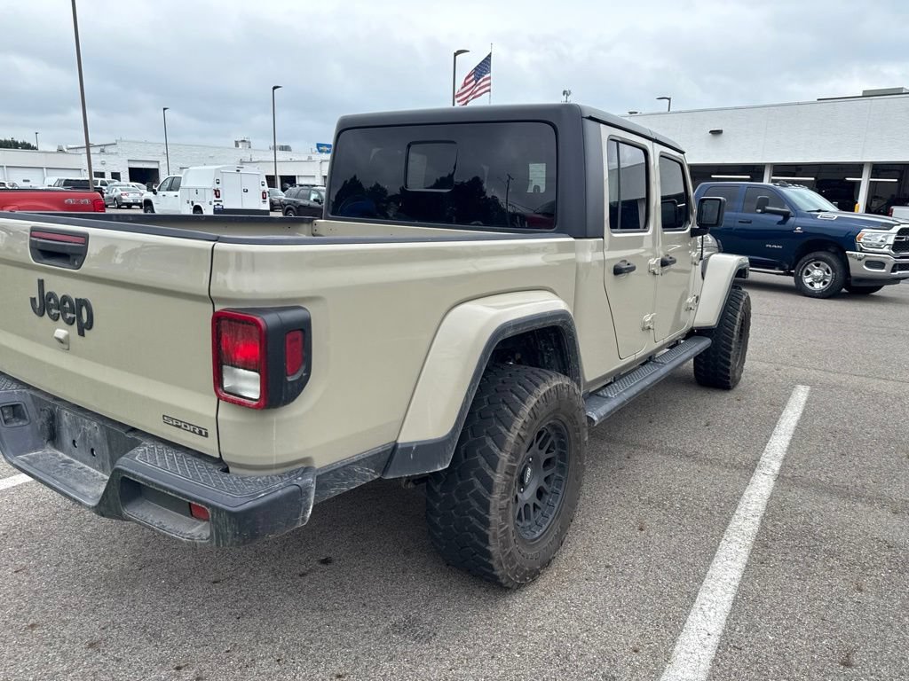 Used 2020 Jeep Gladiator Sport w/ Quick Order Package 24S AWD/4WD image 4