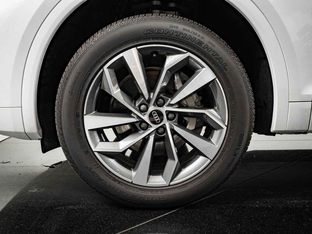 Certified 2024 Audi Q5 2.0T Premium w/ Summer of Audi Package image 13