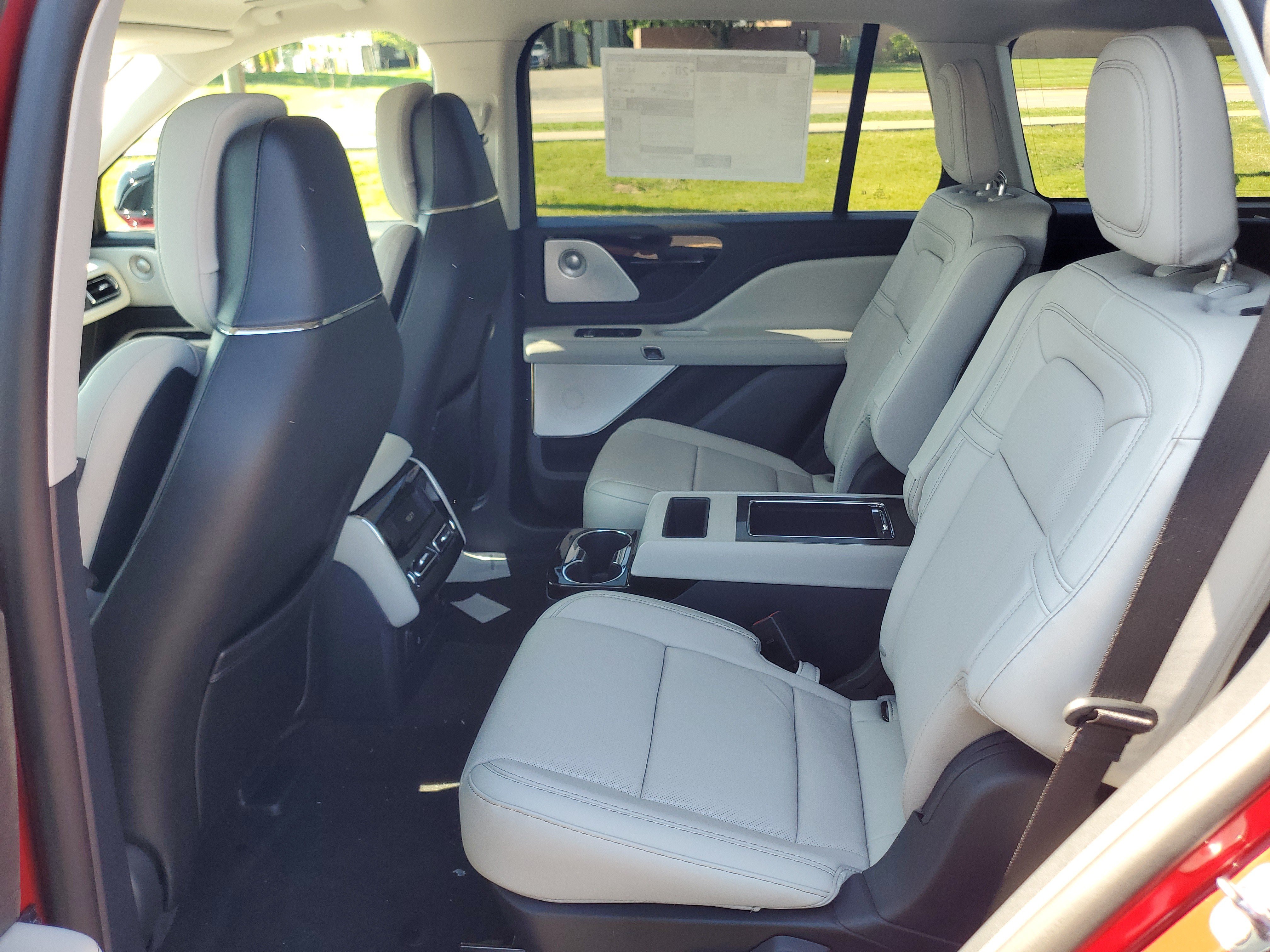 New 2026 Lincoln Aviator Reserve AWD/4WD image 23
