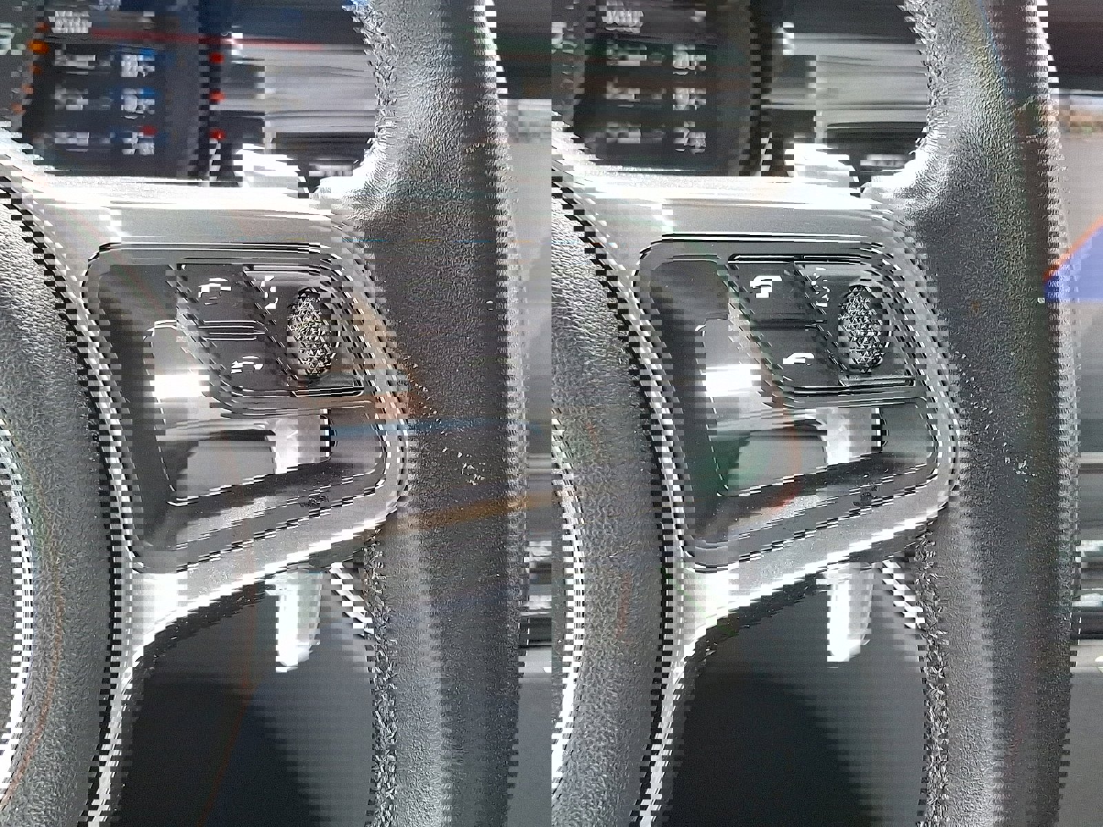 Used 2017 Porsche Macan image 25