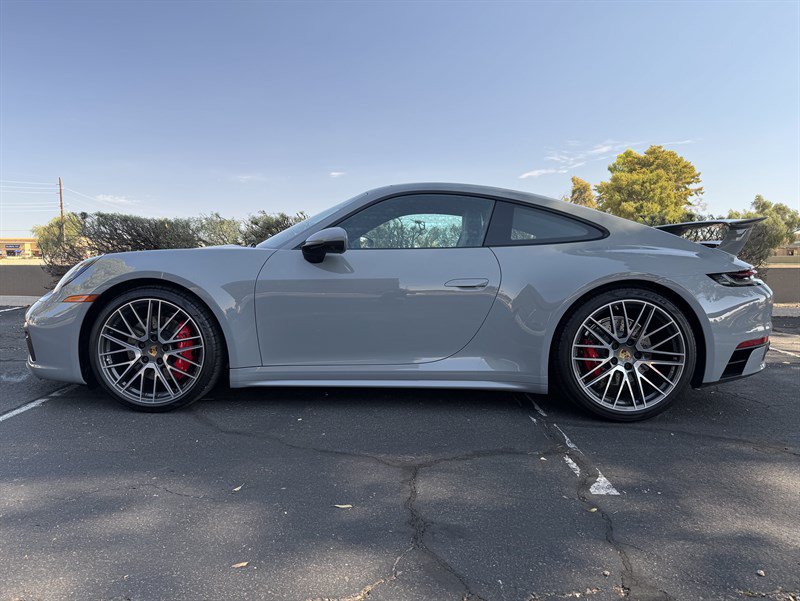 Used 2024 Porsche 911 Carrera 4S w/ Premium Package AWD/4WD image 12