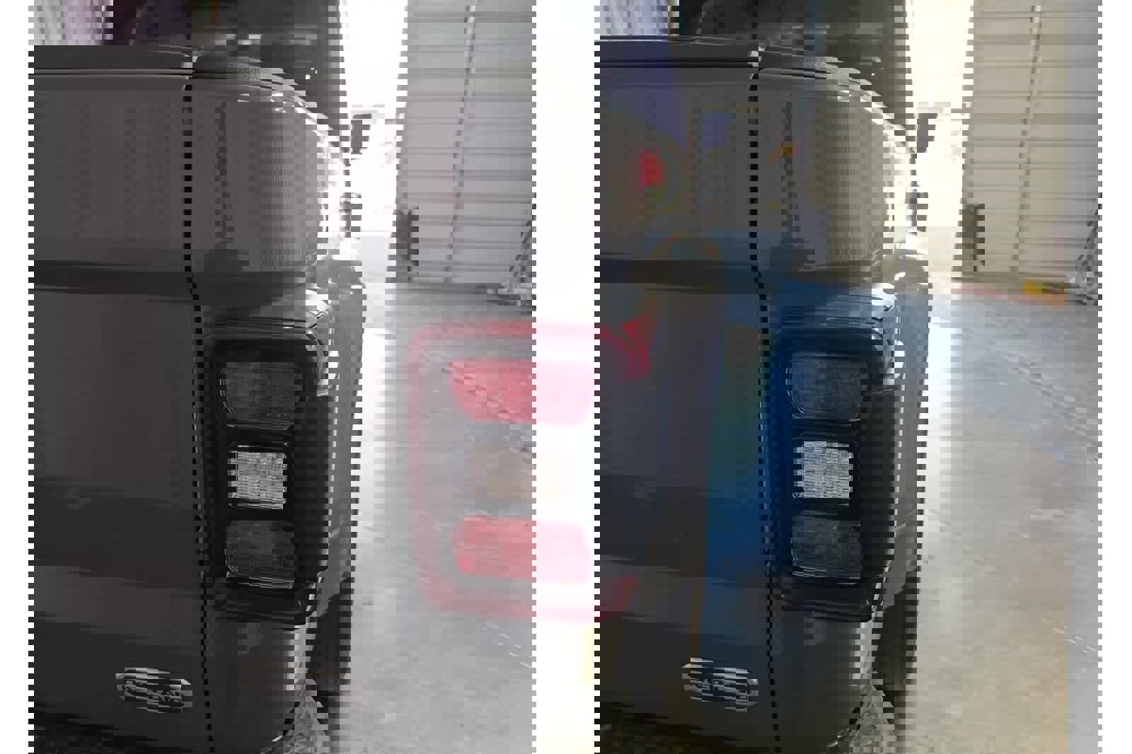 Used 2021 Jeep Gladiator Overland image 9