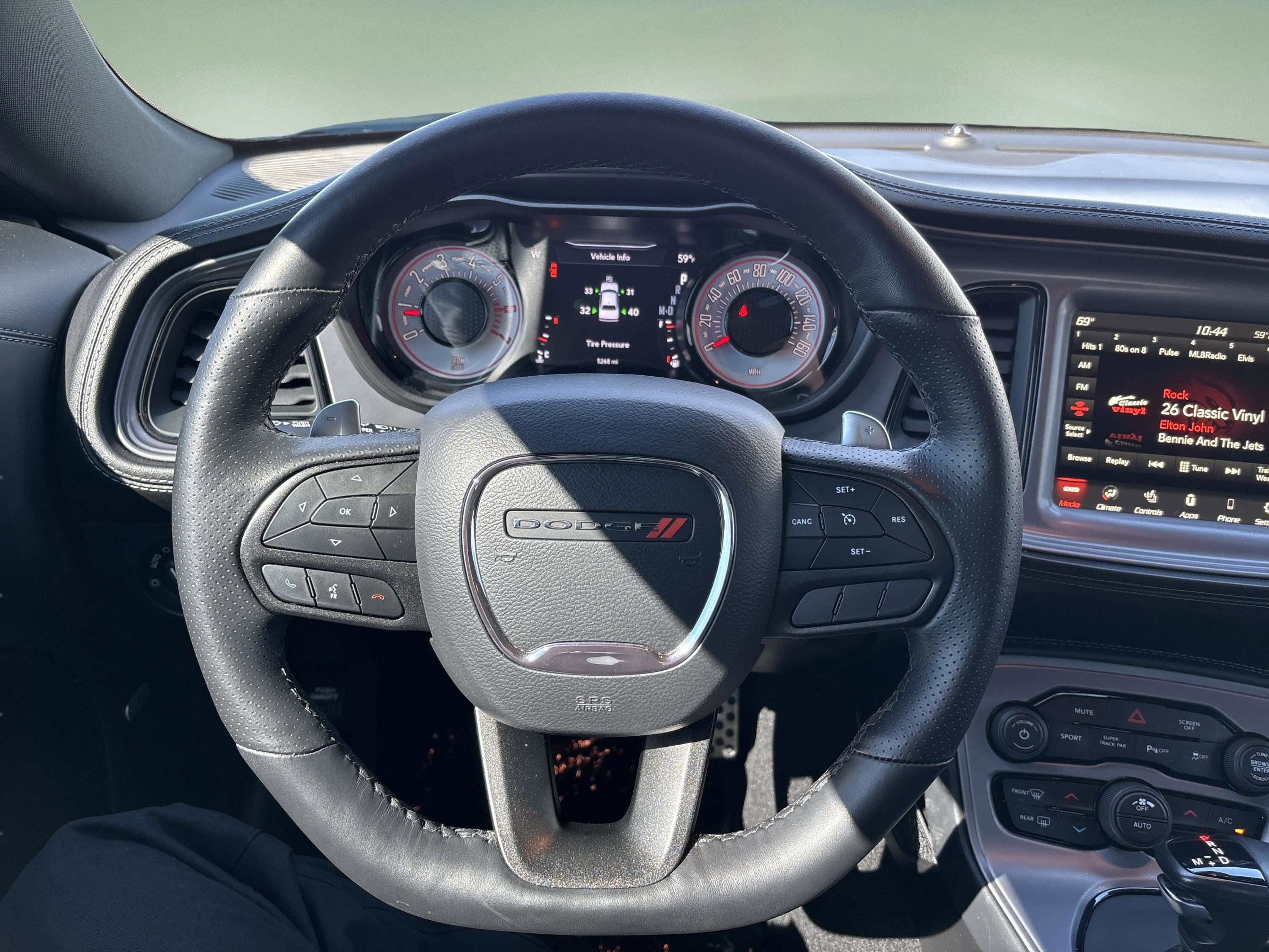 Used 2023 Dodge Challenger R/T w/ T/A Package image 4