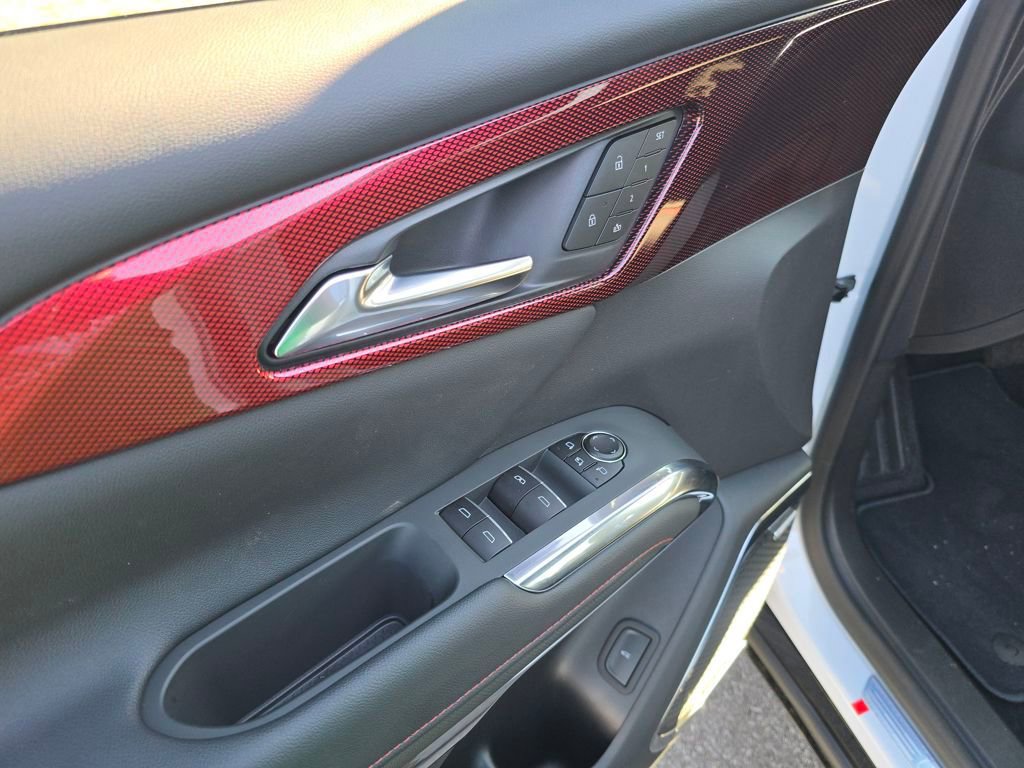 New 2026 Chevrolet Traverse RS image 11