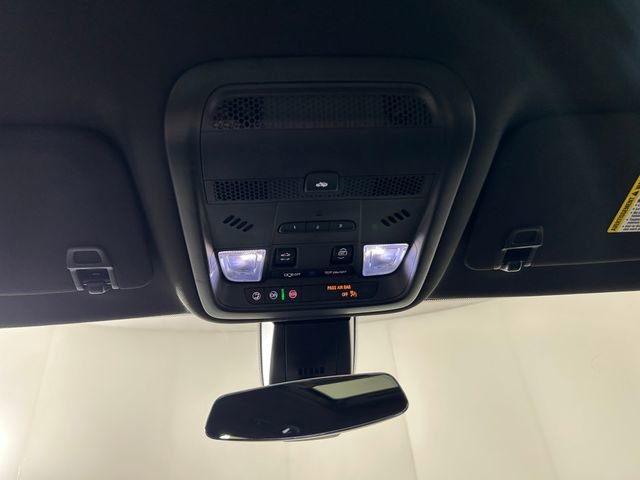 Used 2020 Cadillac XT6 Sport image 25