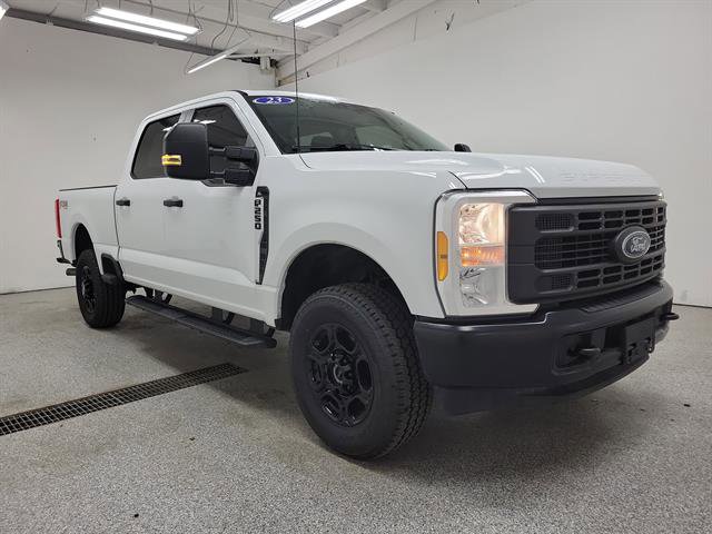 Used 2023 Ford F250 XL w/ XL Off-Road Package AWD/4WD image 2