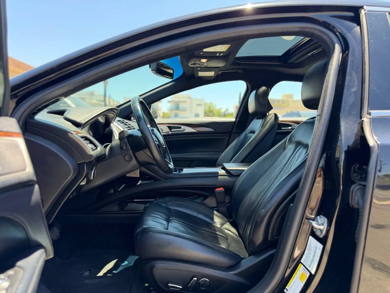Used 2017 Lincoln MKZ Reserve FWD image 23