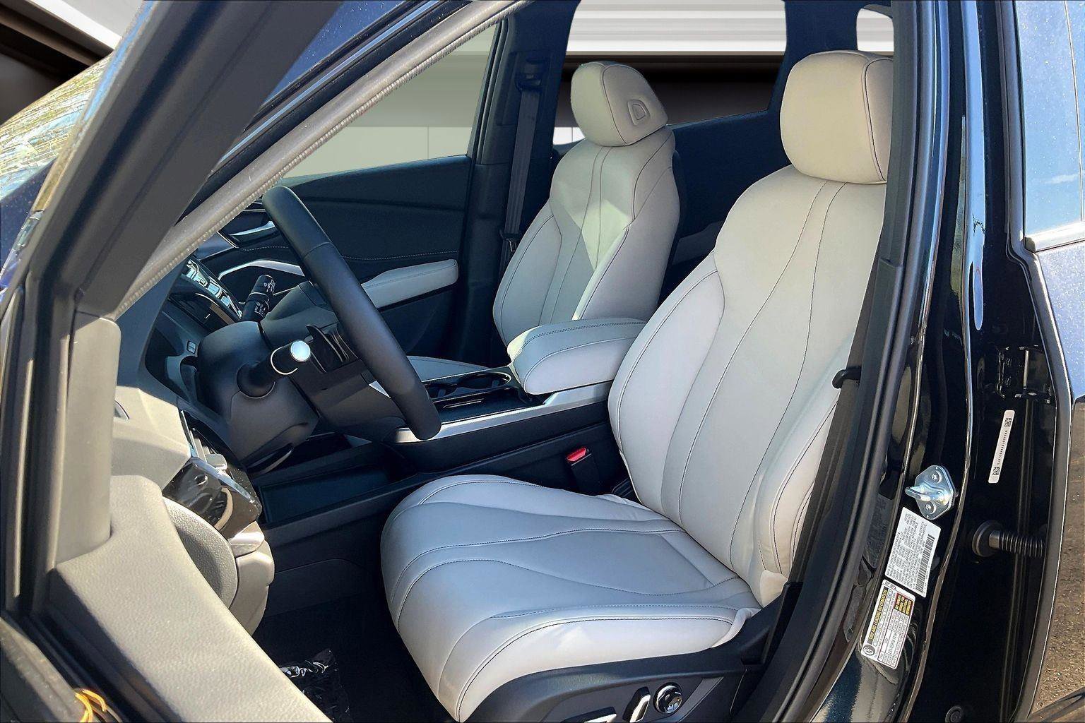 New 2025 Acura RDX SH-AWD image 9