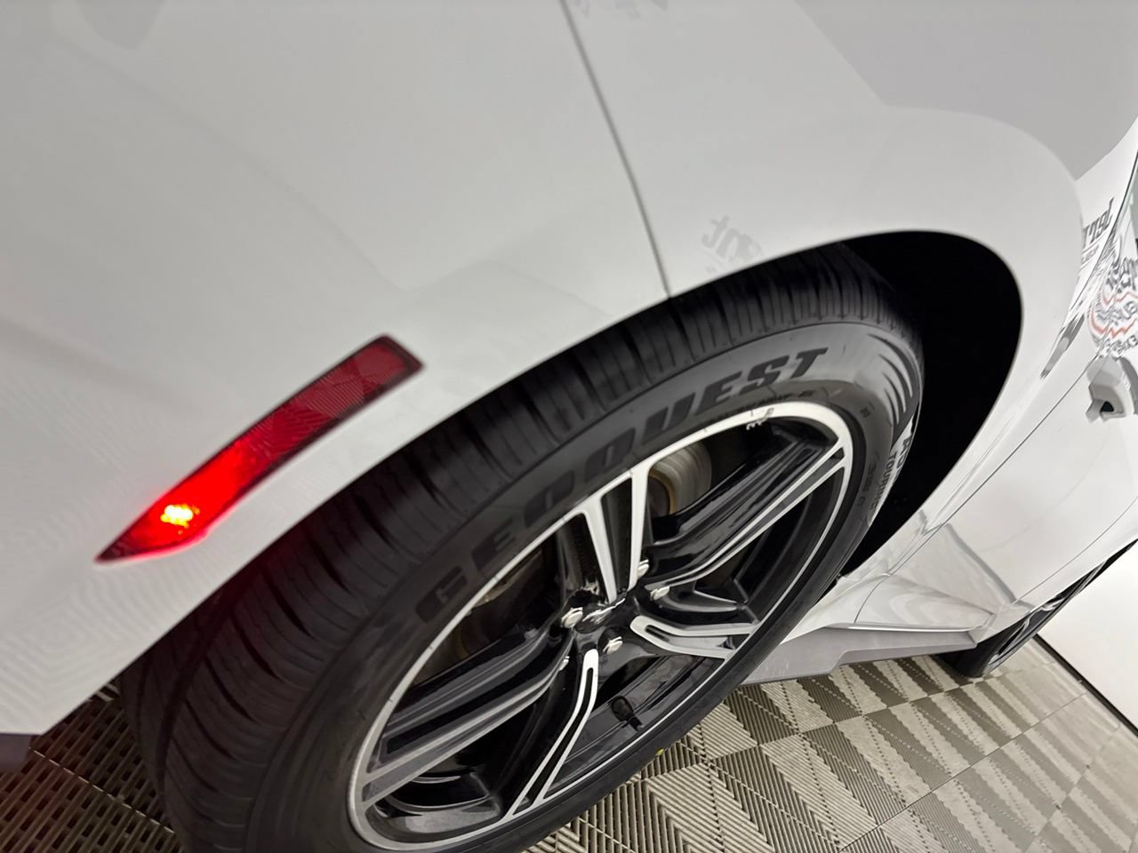 Used 2025 Ford Mustang Premium RWD image 27