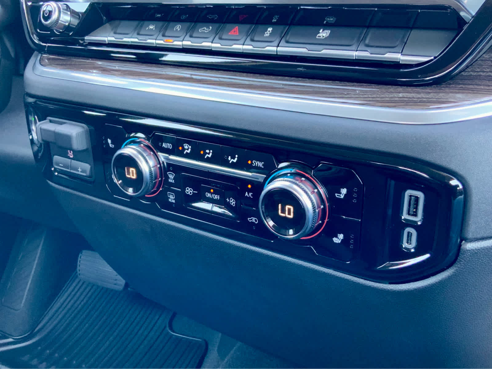 New 2026 GMC Sierra 1500 Elevation image 51