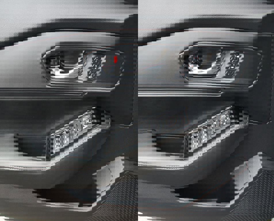 Used 2023 Honda Accord Touring image 29