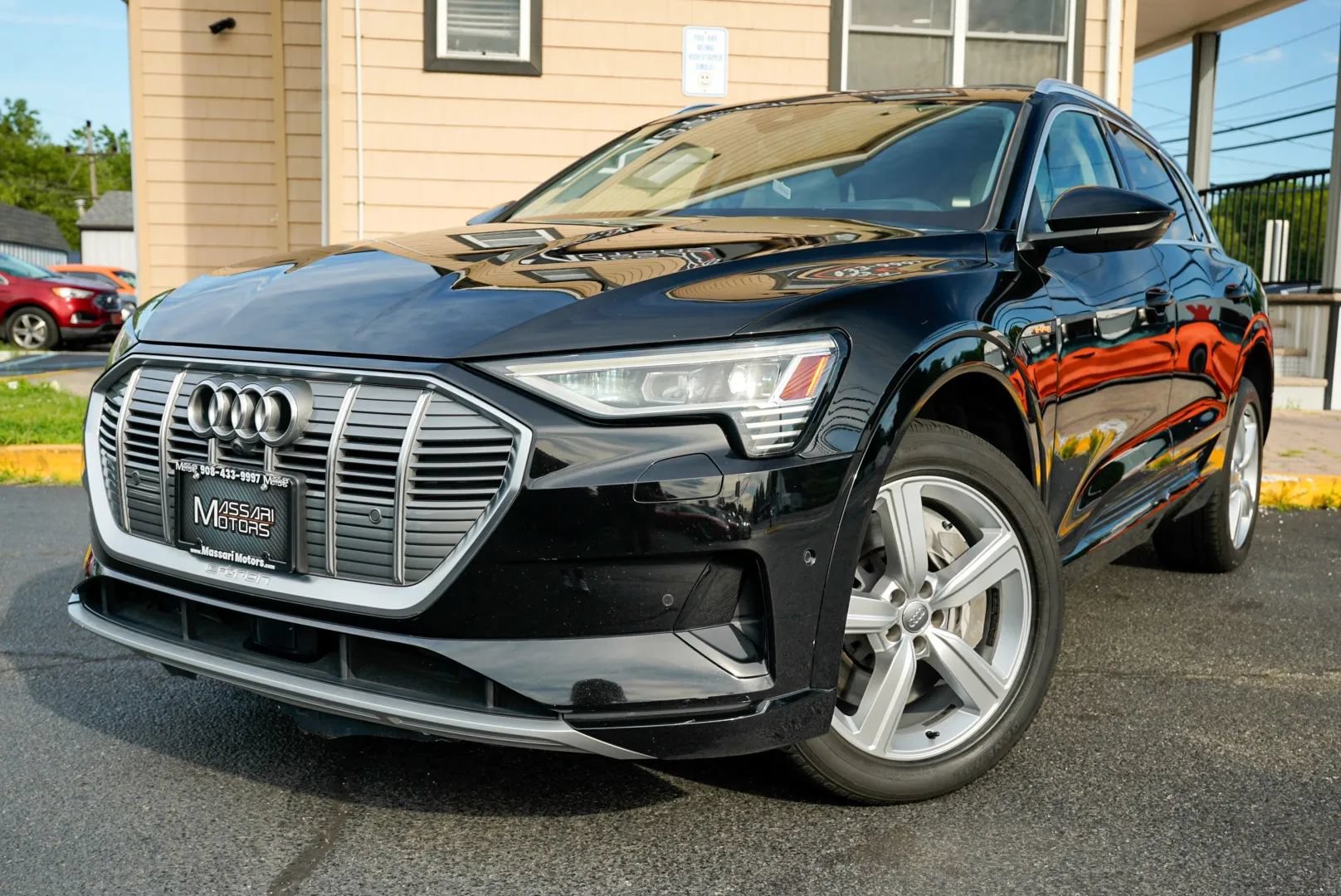 Used 2019 Audi e-tron Prestige AWD/4WD image 9