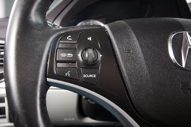 Used 2020 Acura MDX w/ Technology Package AWD/4WD image 18