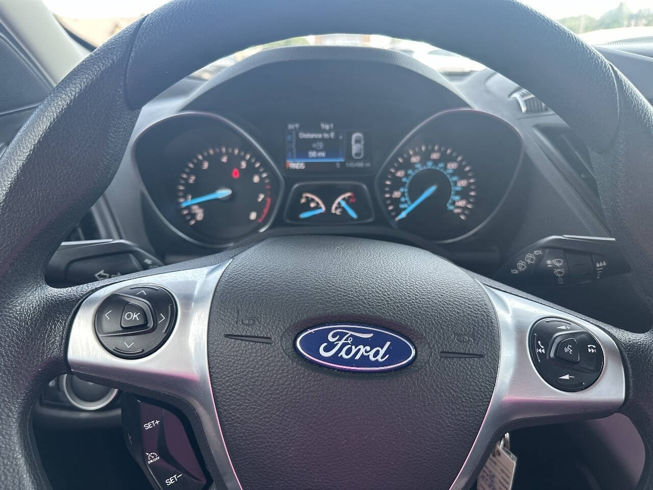 Used 2015 Ford Escape SE w/ Equipment Group 201A AWD/4WD image 14
