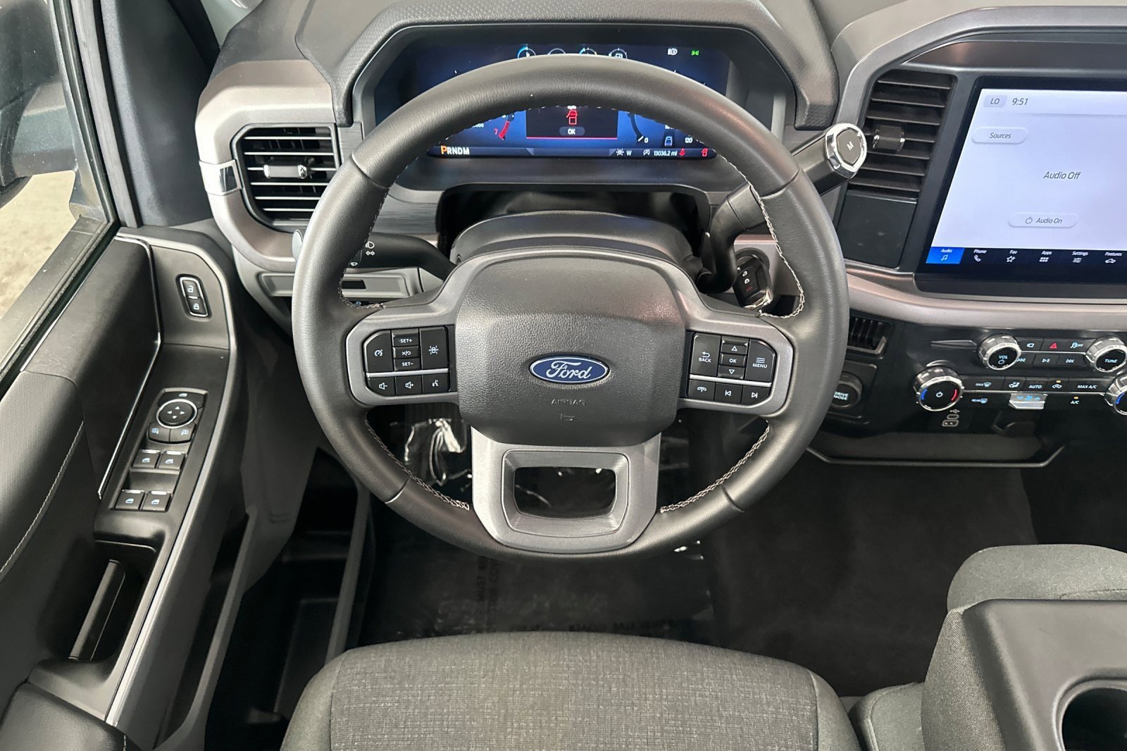 Used 2025 Ford F150 XLT w/ Equipment Group 301A Standard image 13