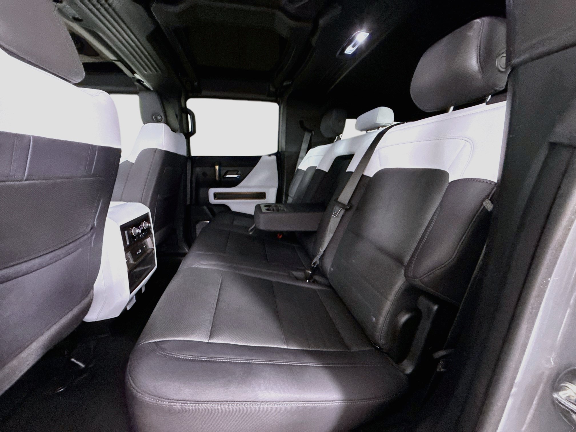Used 2025 GMC Hummer EV 2X AWD/4WD image 27