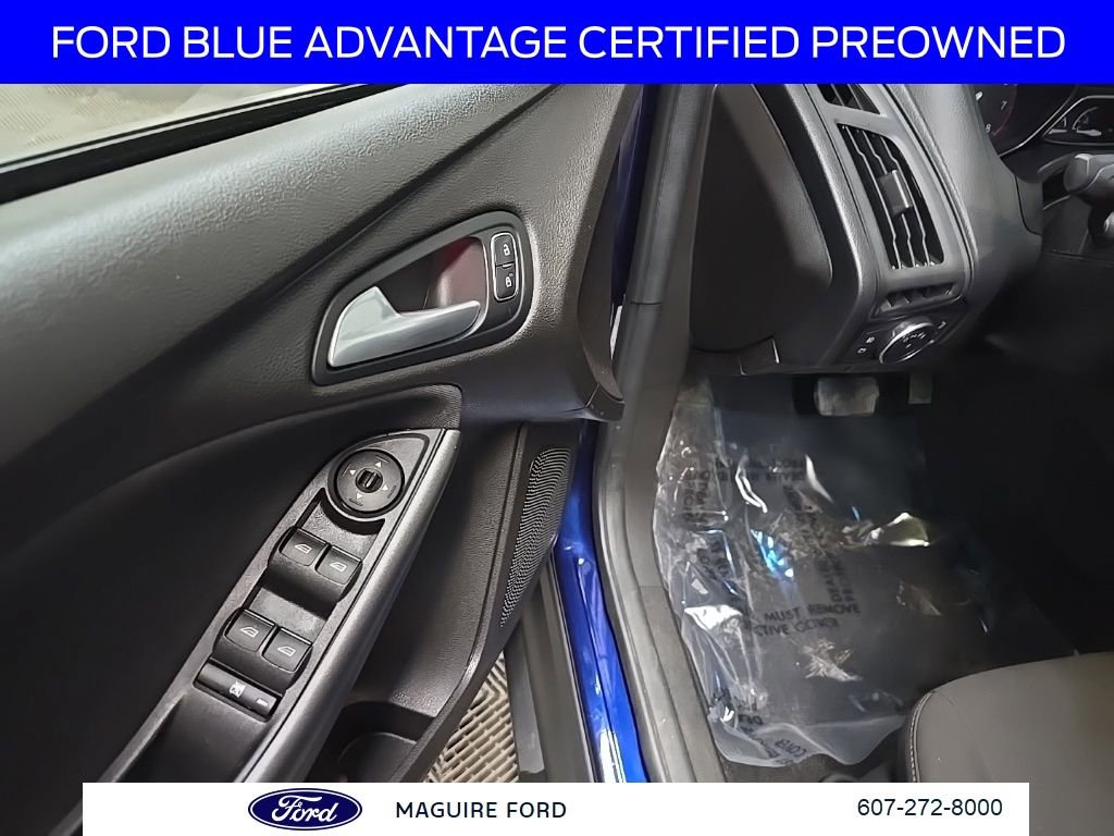 Certified 2017 Ford Focus SEL image 30