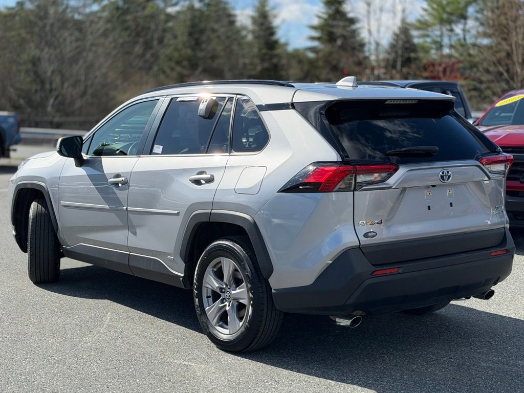 Certified 2023 Toyota RAV4 XLE w/ Convenience Package AWD/4WD image 3