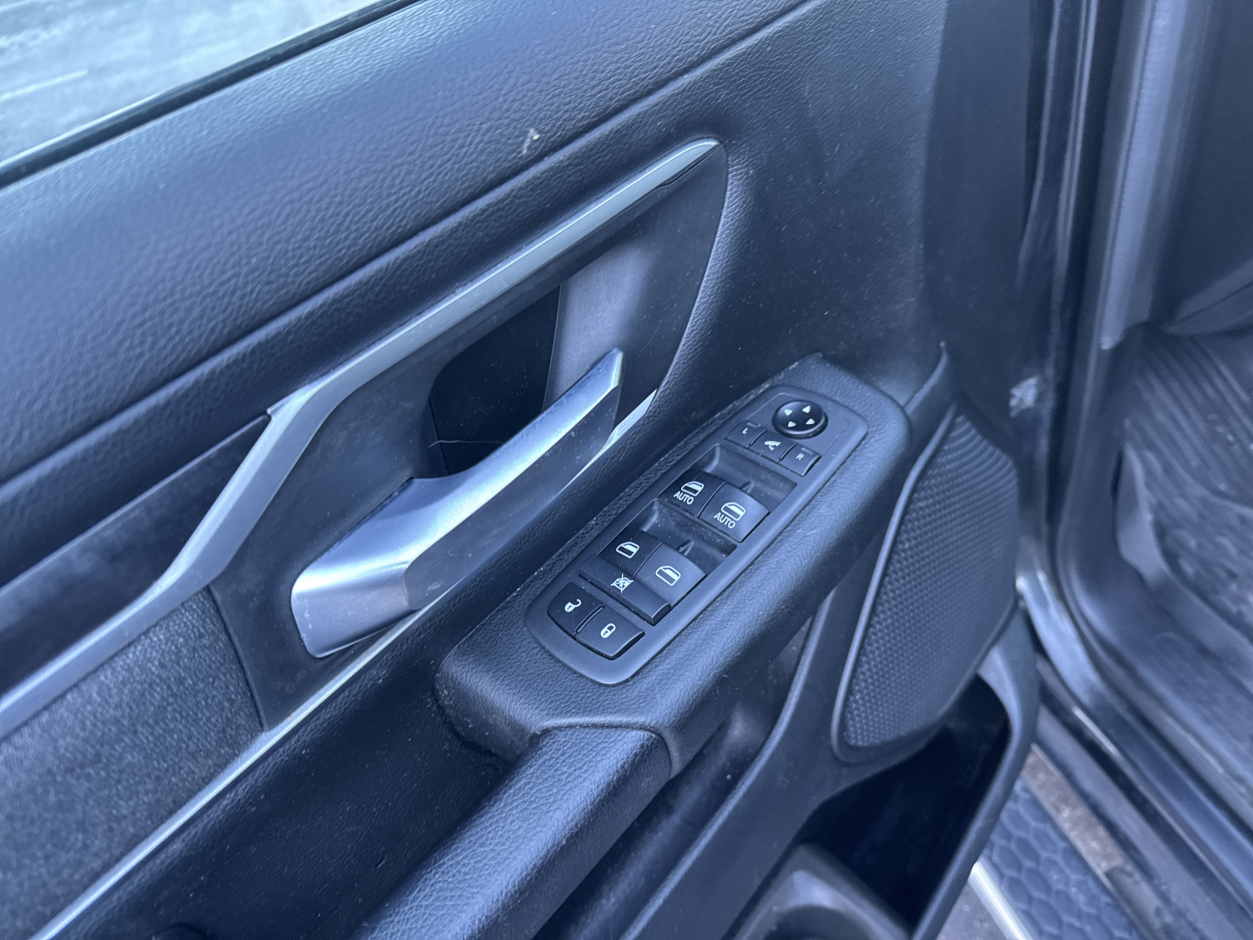 Used 2019 RAM 1500 Big Horn image 16