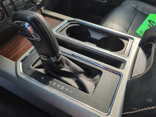 Used 2015 Ford F150 Lariat w/ Equipment Group 502A Luxury AWD/4WD image 33