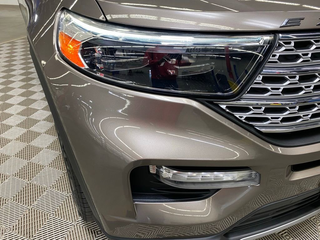 Used 2021 Ford Explorer Limited w/ Equipment Group 301A image 3