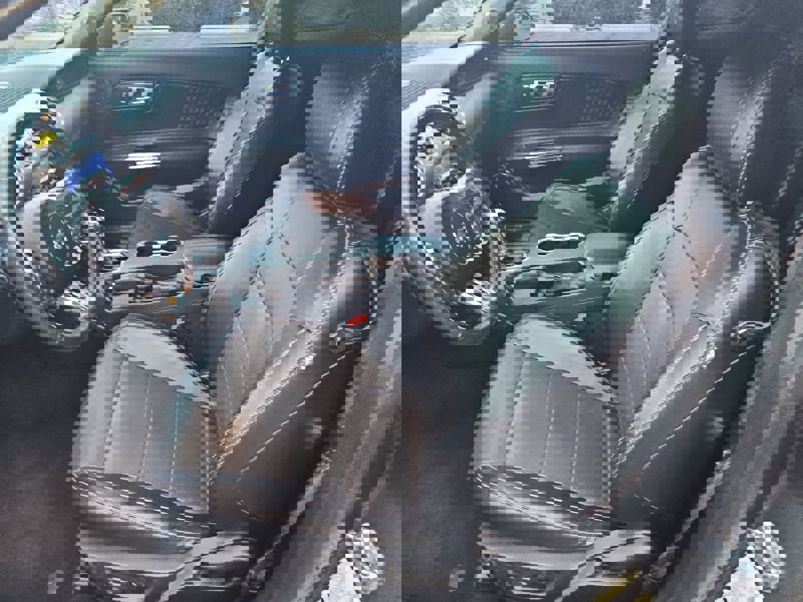 Used 2020 Ford Mustang Premium image 12