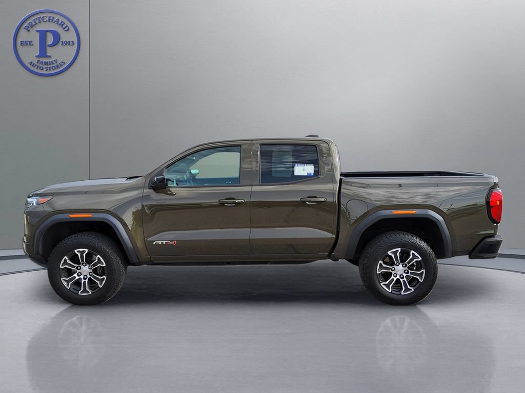 Used 2023 GMC Canyon AT4 w/ AT4 Premium Package AWD/4WD image 4
