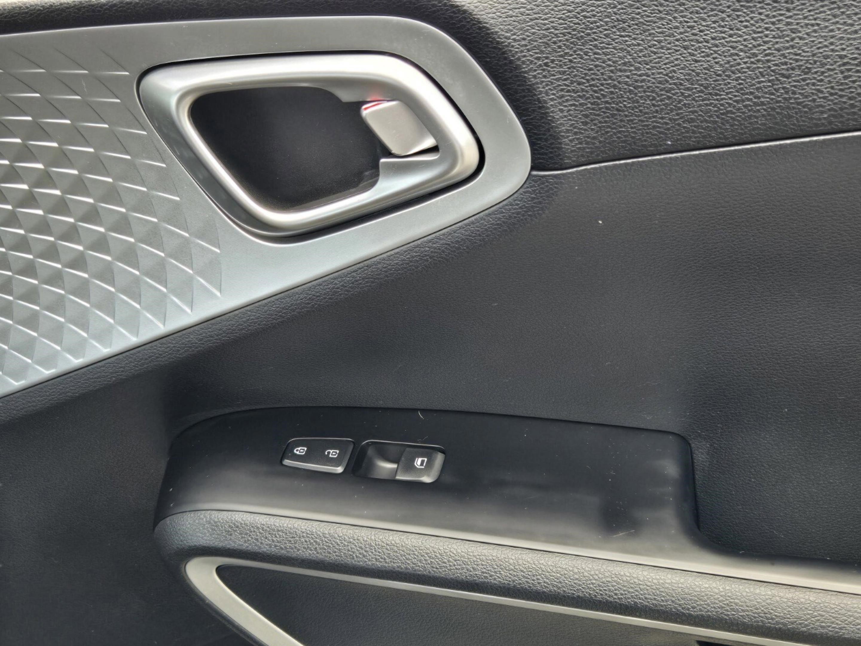 Used 2021 Kia Soul LX image 25