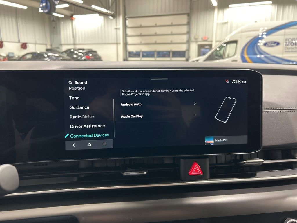 New 2026 Kia Carnival image 18