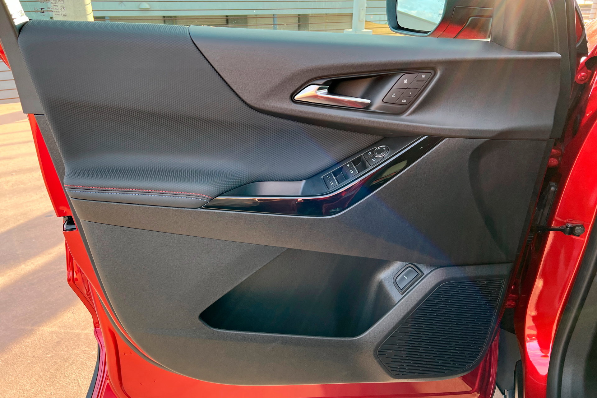 New 2026 Chevrolet Equinox RS w/ Convenience Package III image 15