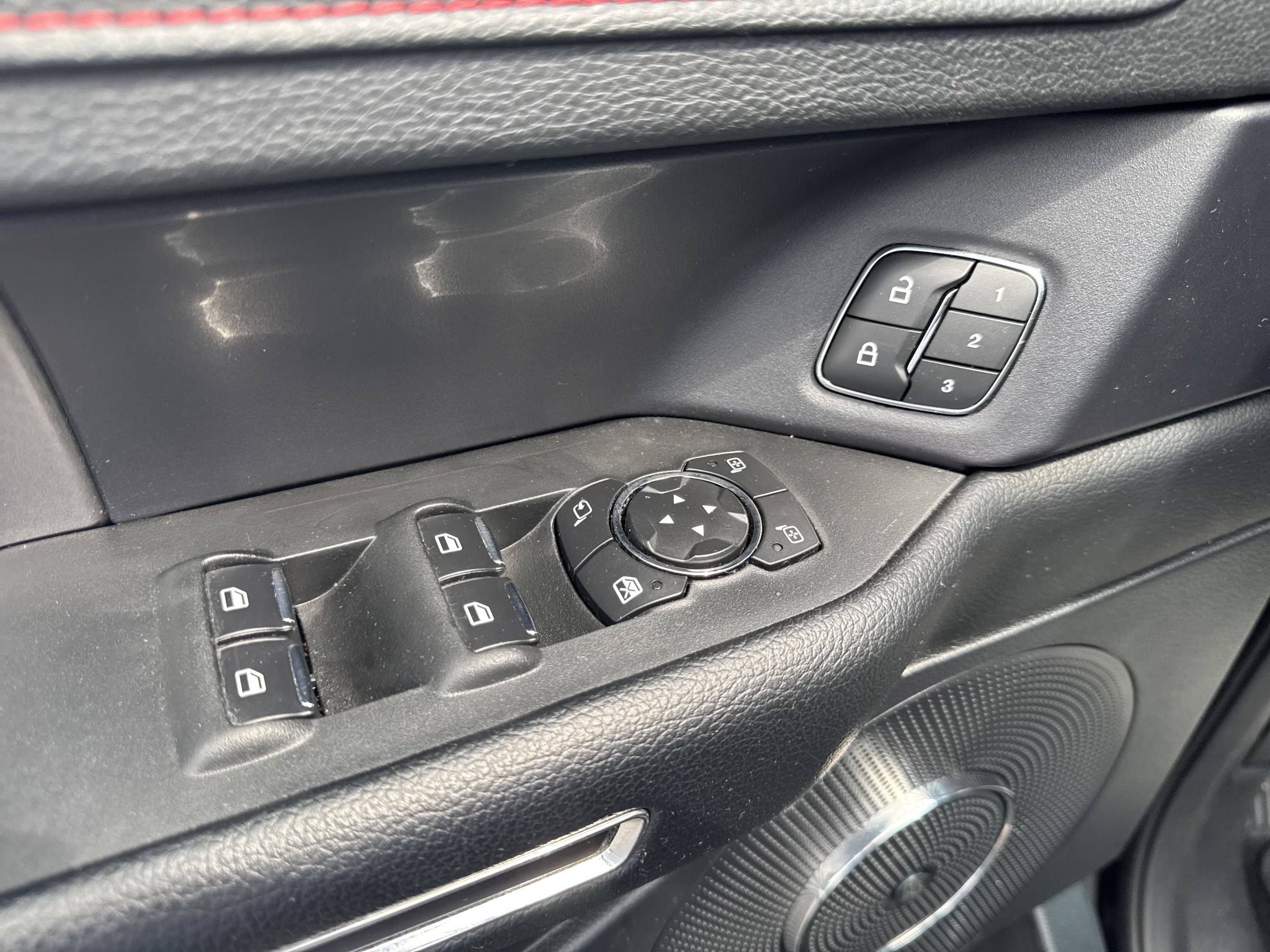 Used 2021 Ford Expedition Limited AWD/4WD image 21