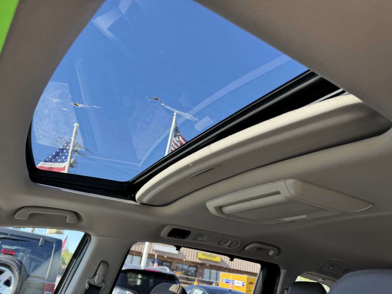 Used 2012 Honda Odyssey EX-L image 17
