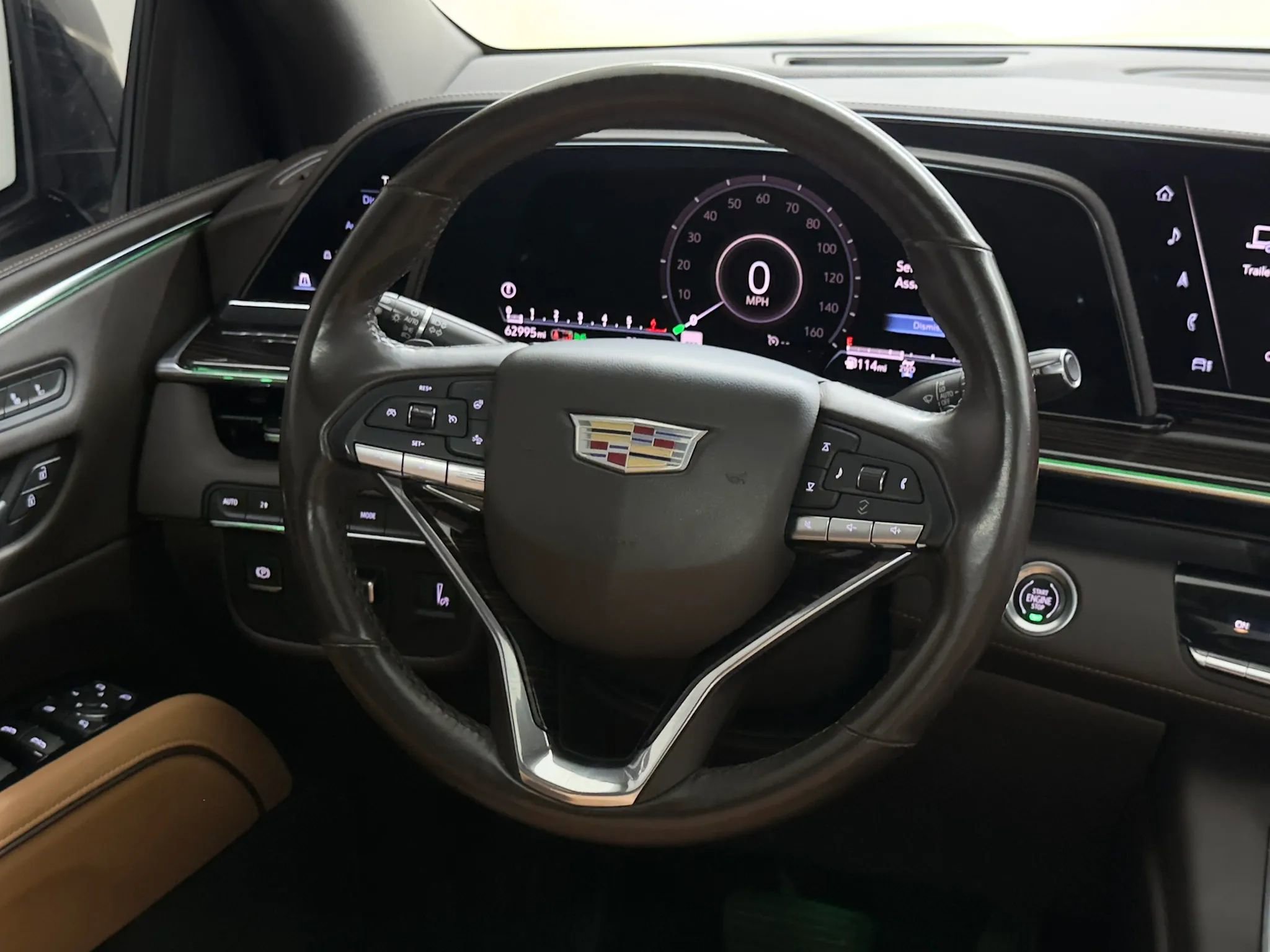 Used 2021 Cadillac Escalade ESV Sport AWD/4WD image 17