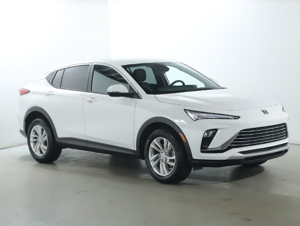 Used 2025 Buick Envista Preferred image 9