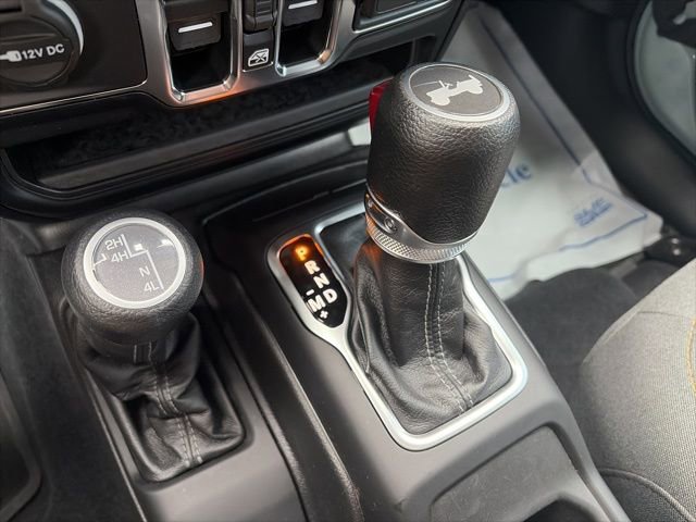 Used 2024 Jeep Wrangler Sport S image 18