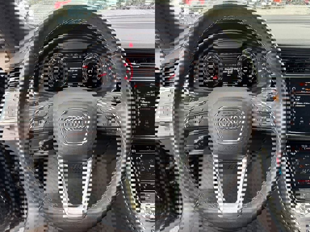 Used 2021 Audi Q8 Premium w/ Black Optic Package image 18