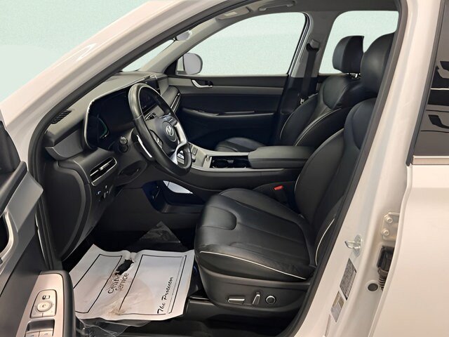 Used 2025 Hyundai Palisade SEL FWD image 17