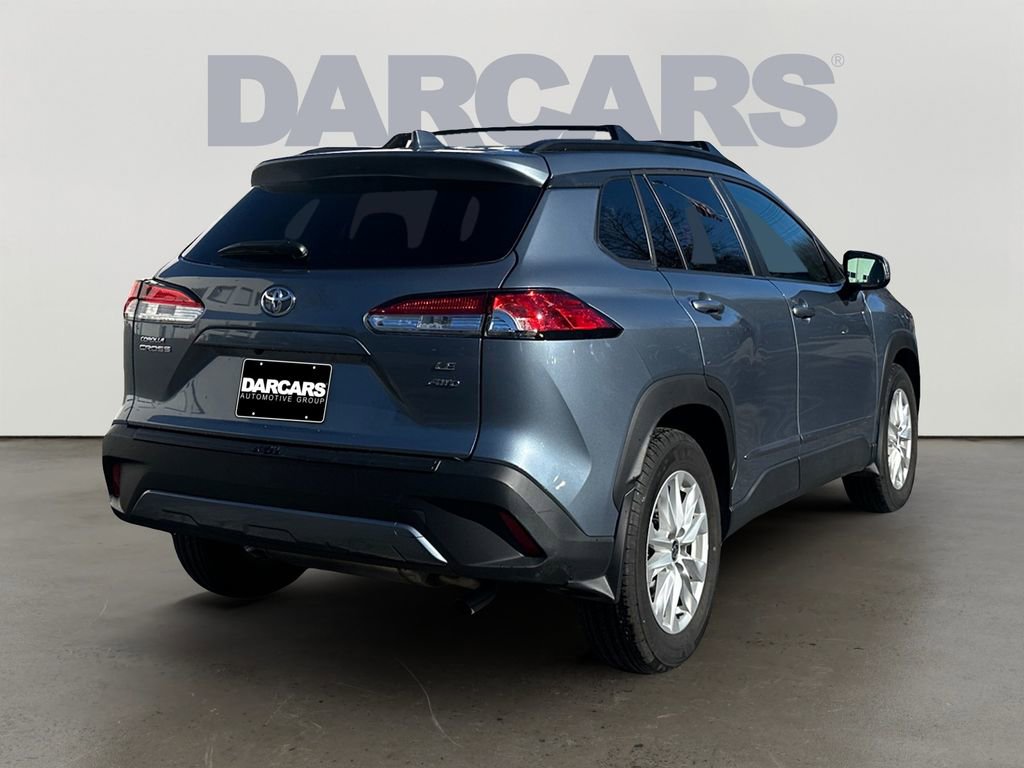 Used 2024 Toyota Corolla Cross LE image 7