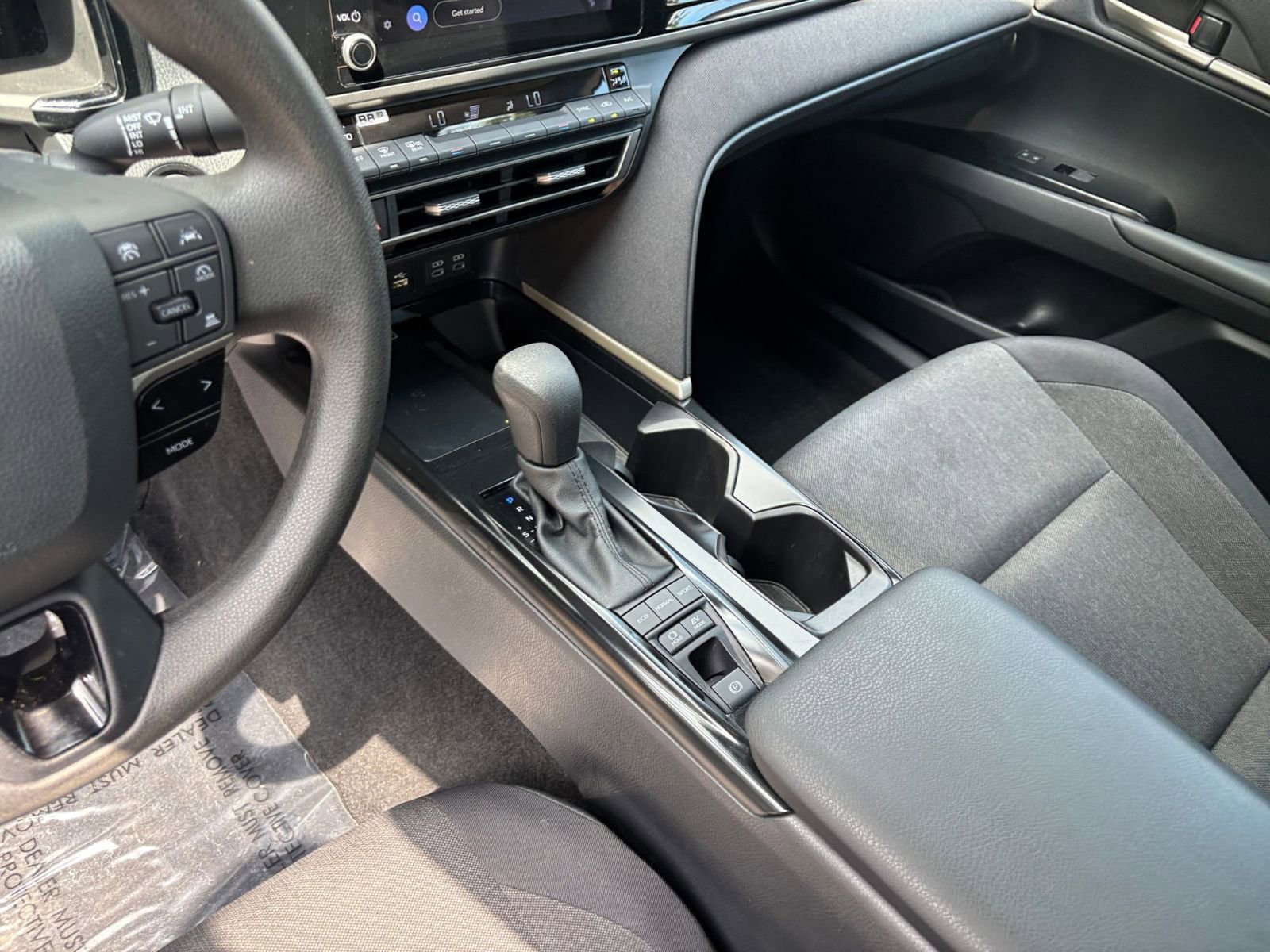 Used 2025 Toyota Camry LE FWD image 42