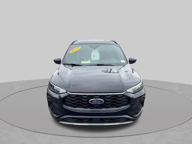Used 2024 Ford Escape ST-Line w/ Tech Pack #1 AWD/4WD image 9