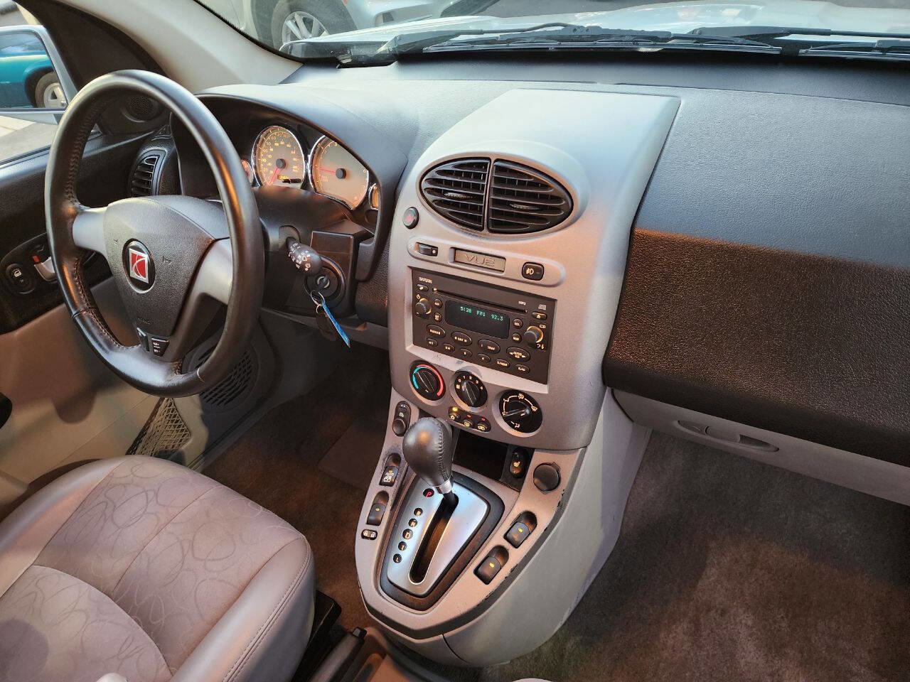 Used 2005 Saturn Vue AWD V6 w/ Comfort Pkg image 17