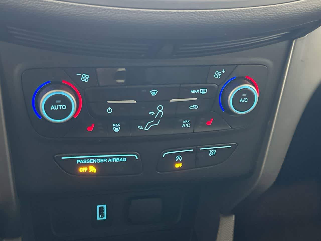 Used 2019 Ford Escape SE AWD/4WD image 18