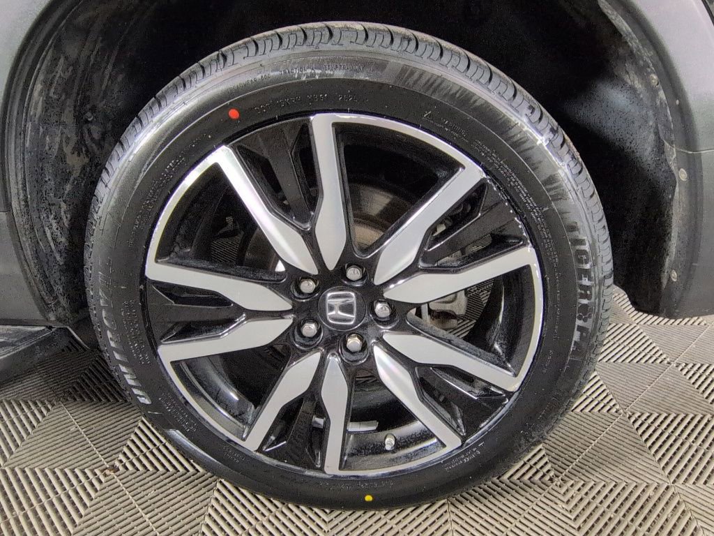 Used 2019 Honda Pilot Elite image 11