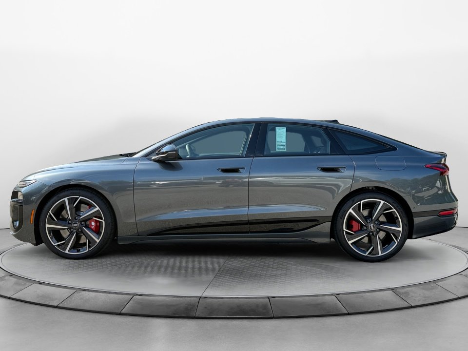 New 2025 Audi S6 e-tron Prestige image 4