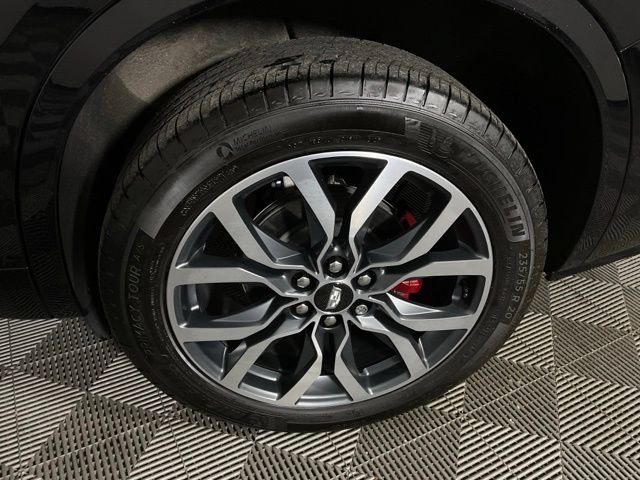 Certified 2025 Cadillac XT6 Sport w/ Technology Package AWD/4WD image 40