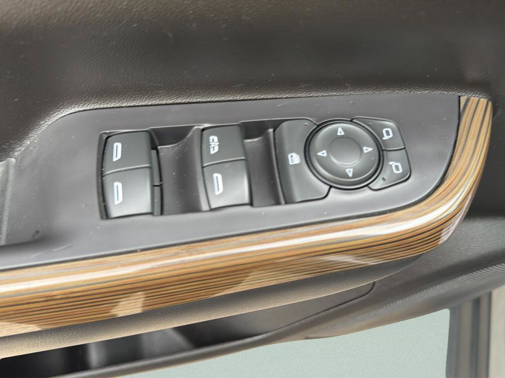 Used 2022 GMC Acadia SLE AWD/4WD image 21
