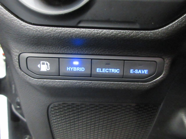 Used 2021 Jeep Wrangler Unlimited Sahara w/ Cold Weather Group image 16