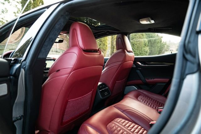 Used 2022 Maserati Ghibli Modena image 45